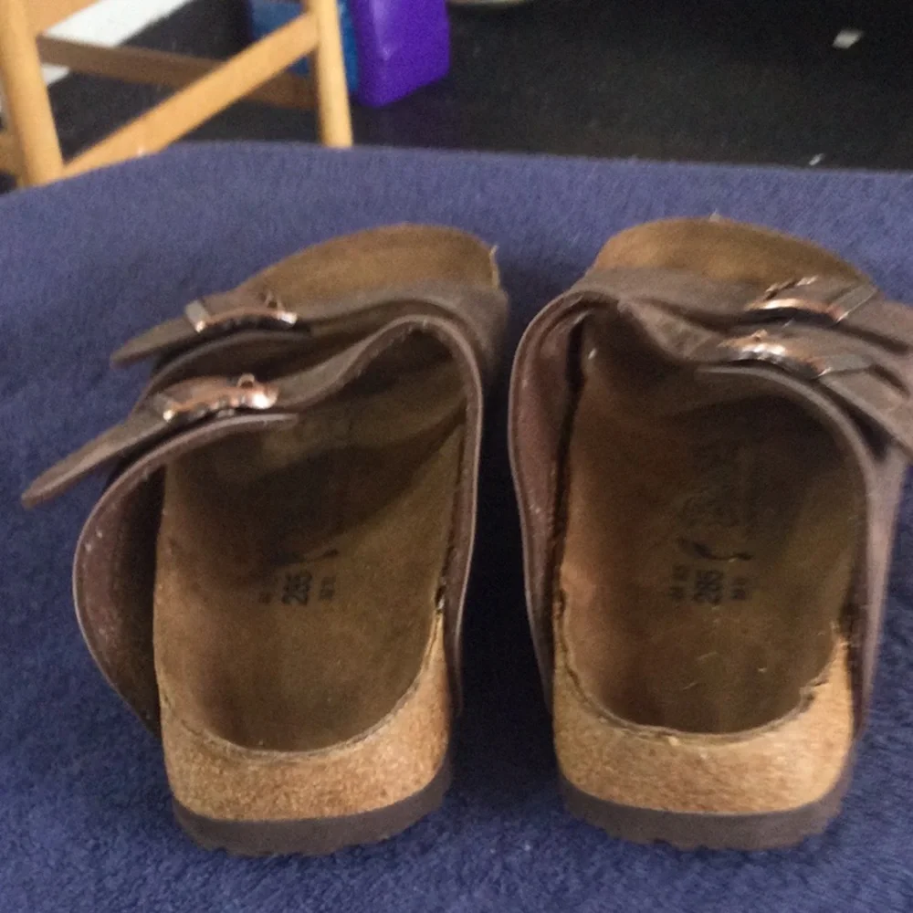 Kids Brown Double-Buckle Sandals